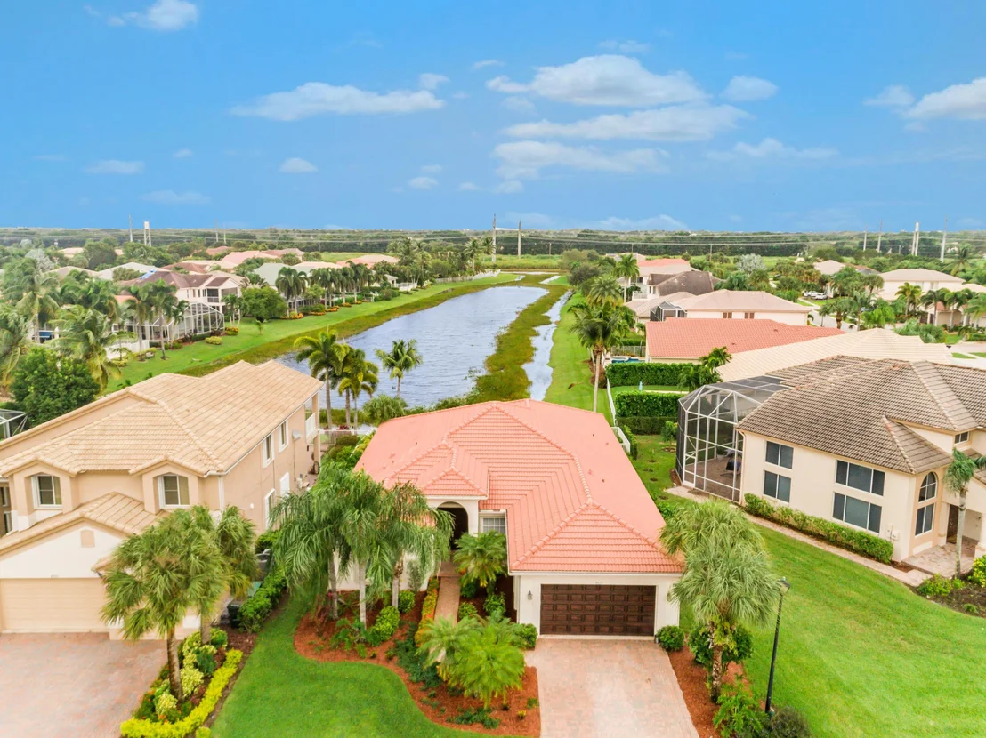 Photo of 4614 Mariners Cove Drive