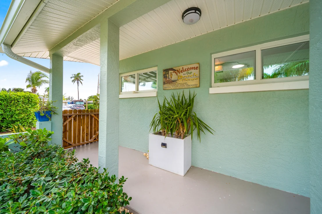 Photo of 1920 Jacaranda Drive