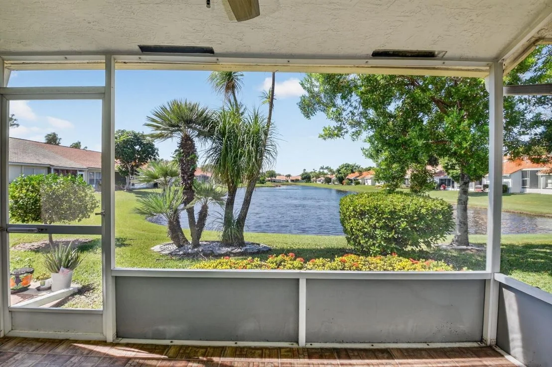 Photo of 15431 Watershore Lane