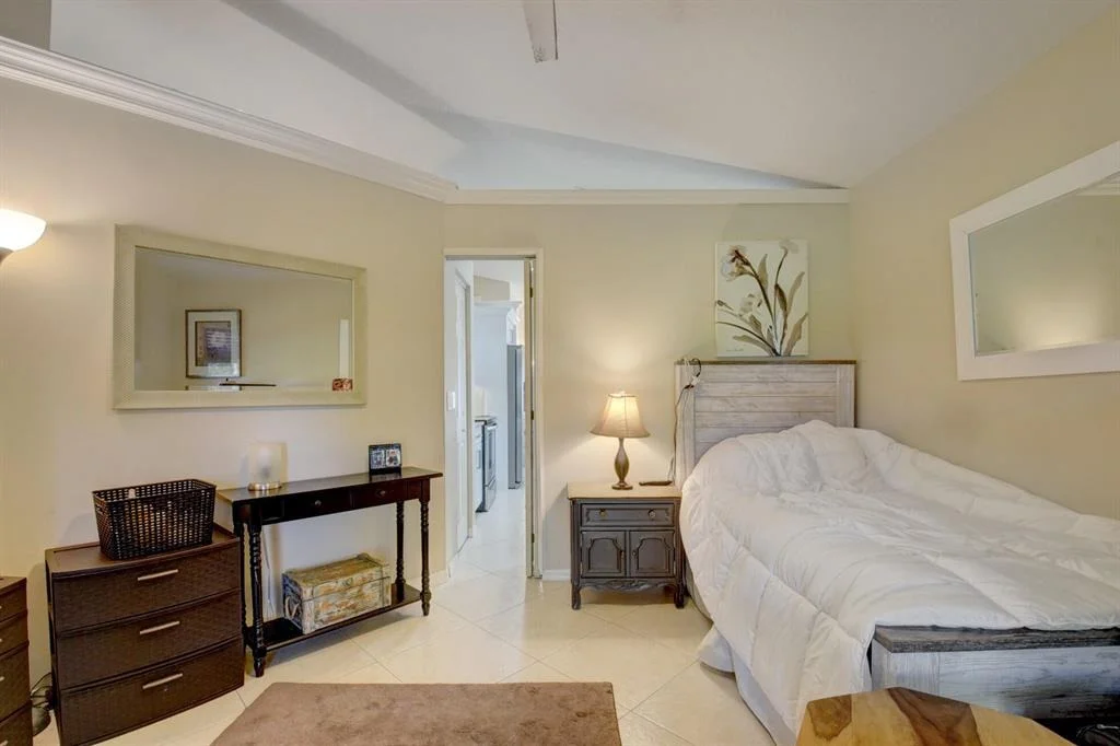 Photo of 6749 Viale Elizabeth