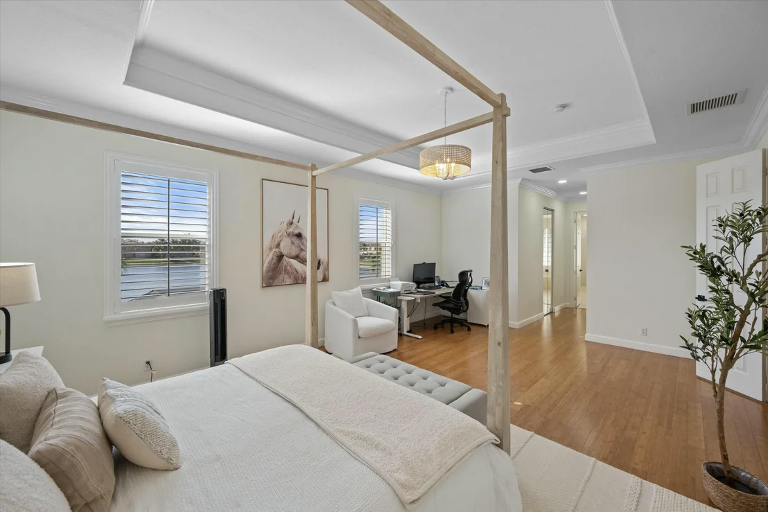 Photo of 1386 Beacon Circle