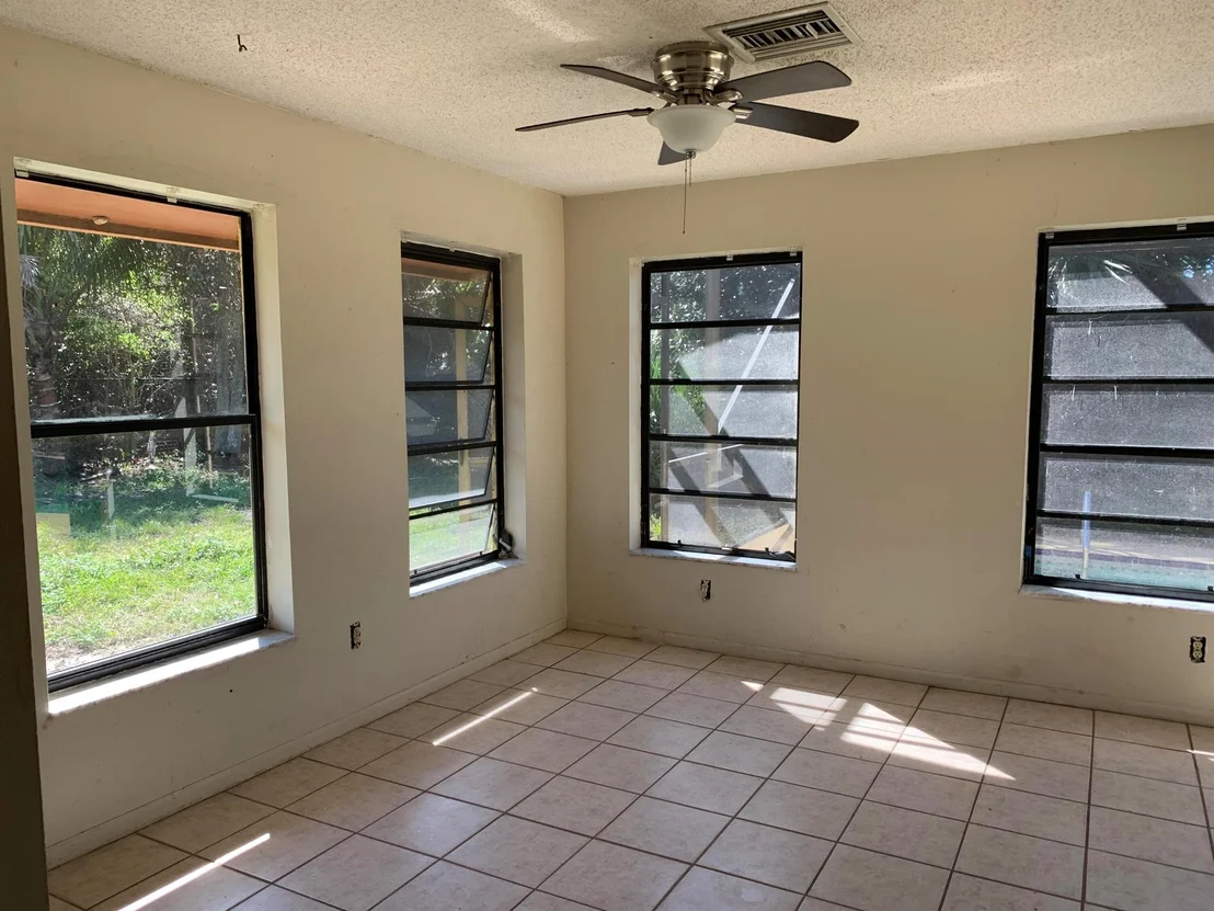 Photo of 1704 Floral Drive