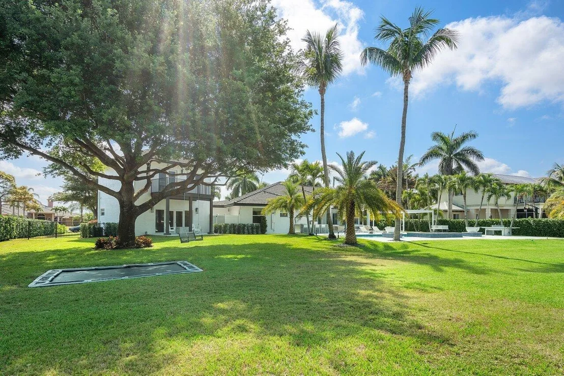 Photo of 8331 Sawpine Road