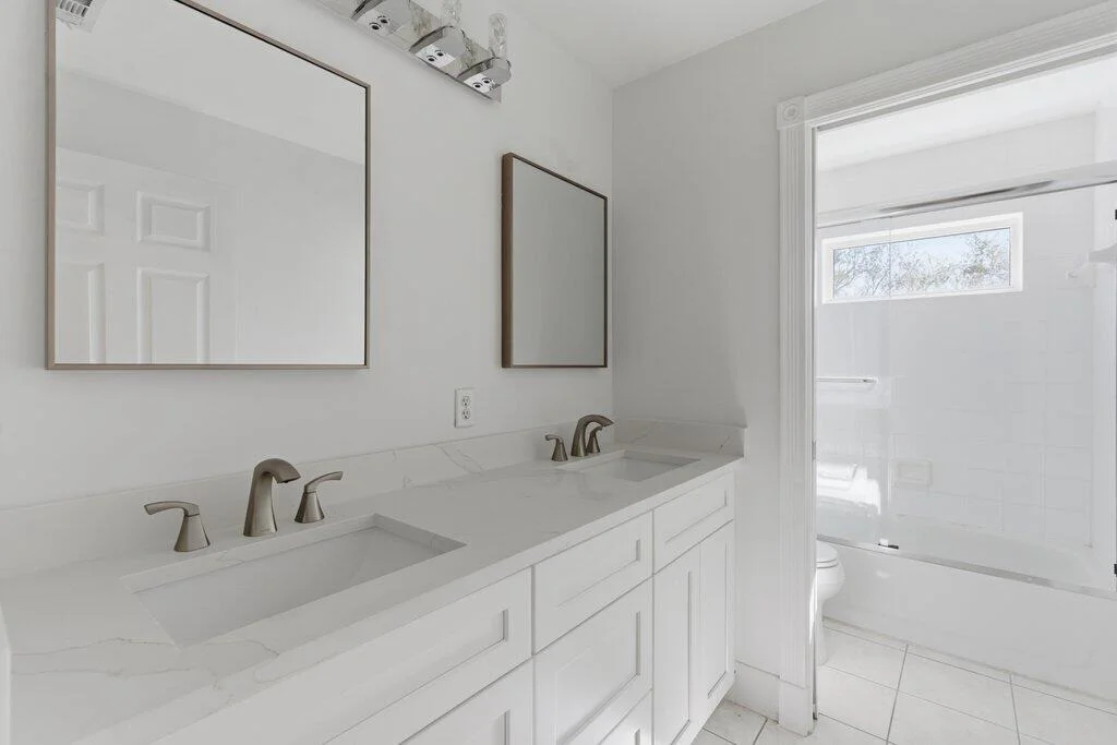 Photo of 220 Blackbird Lane