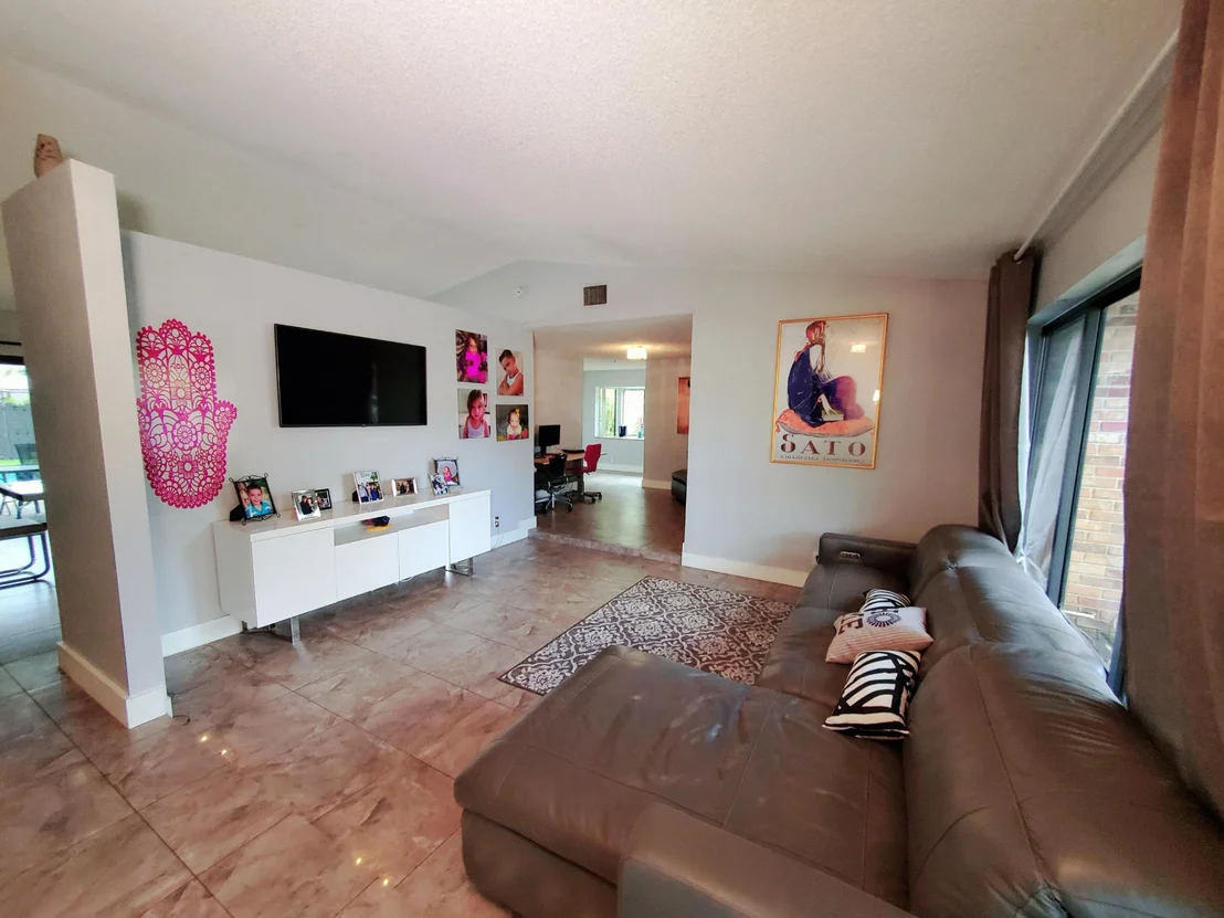 Photo of 477 NW 107th Terrace