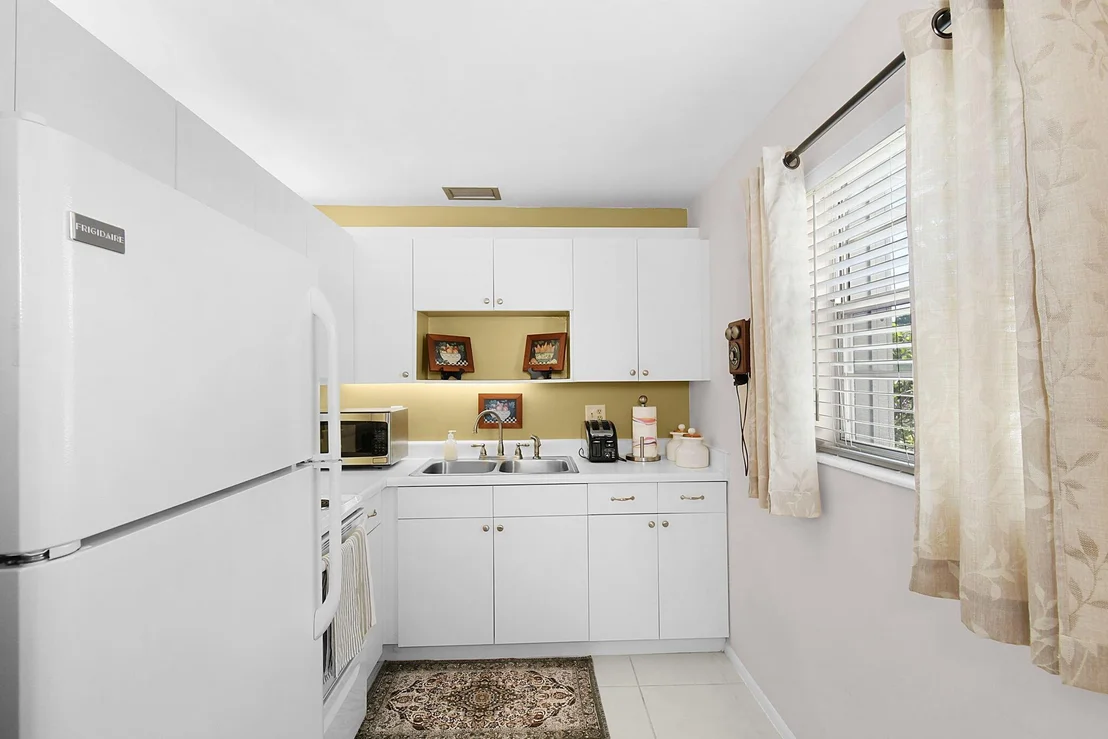 Photo of Unit W5 at 2600 SE Ocean Boulevard