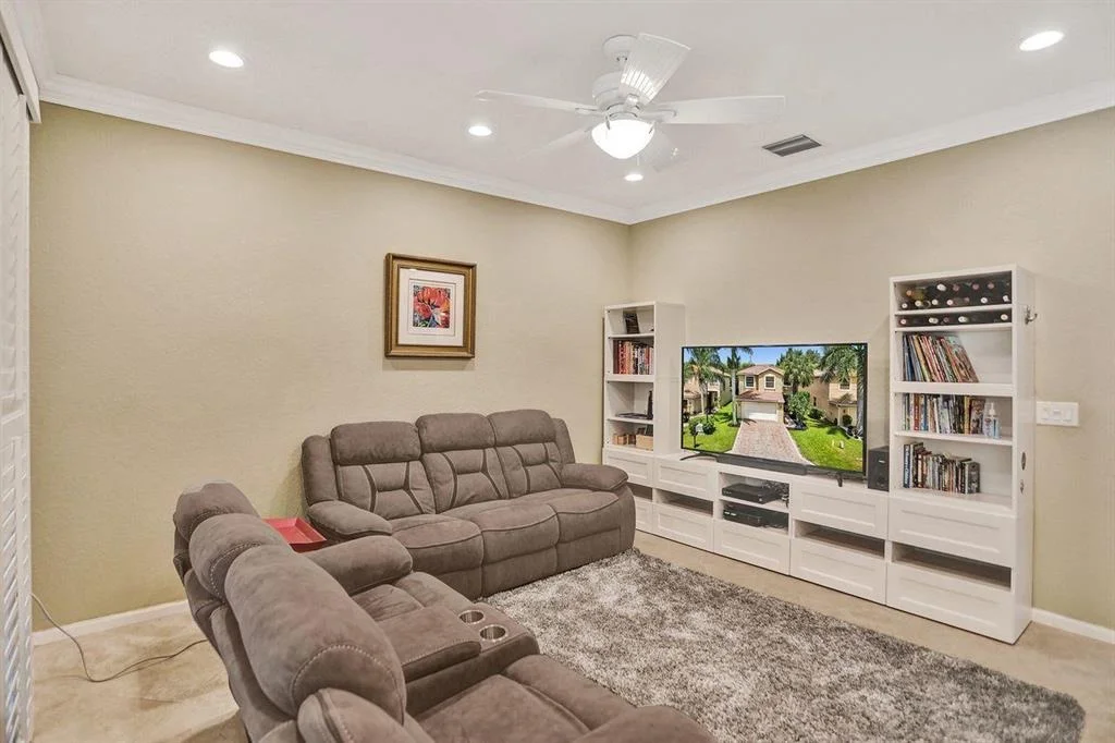 Photo of 10597 Cocobolo Way