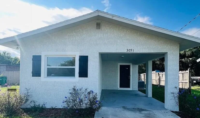 Photo of 3051 44th Lane
