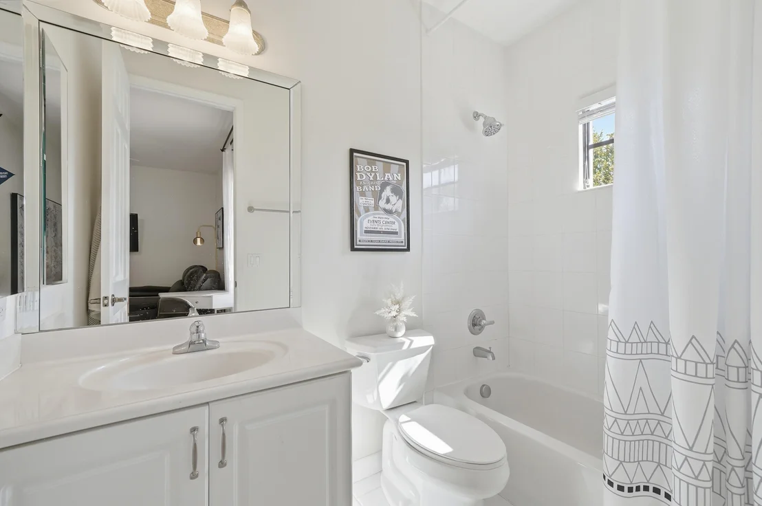 Photo of 16155 Rosecroft Terrace