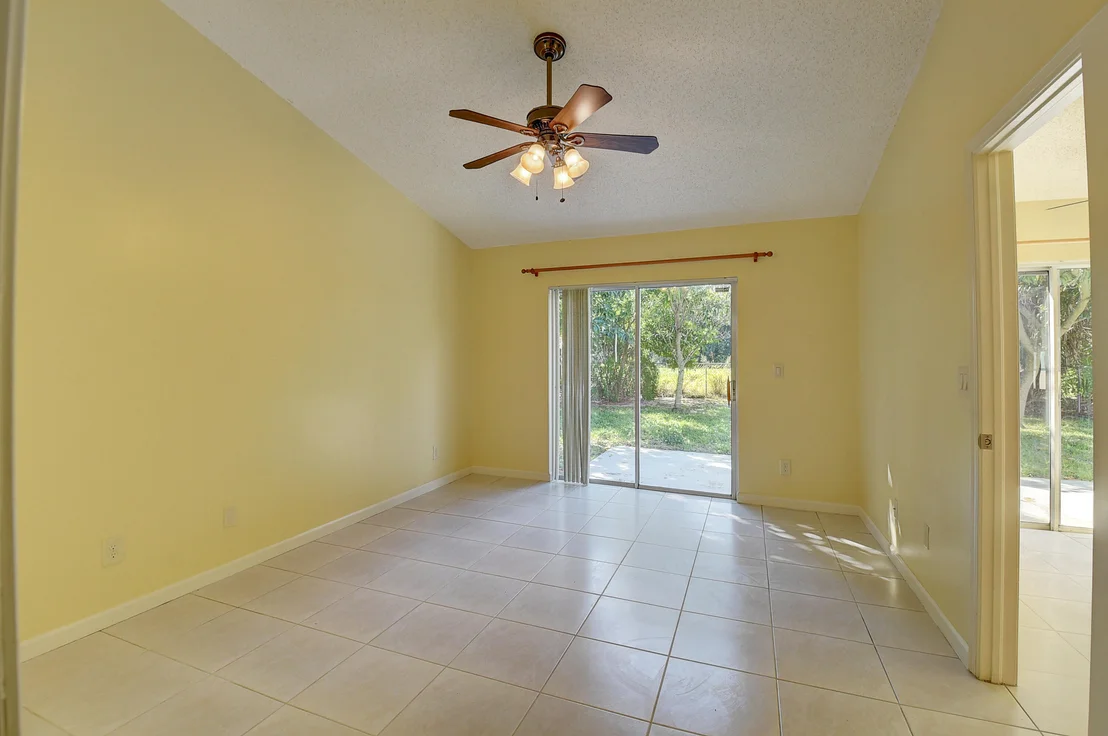 Photo of 742 W Ocean Drive