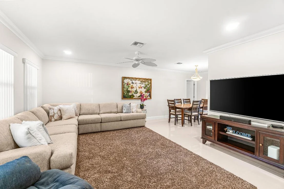 Photo of 2815 Cormorant Road
