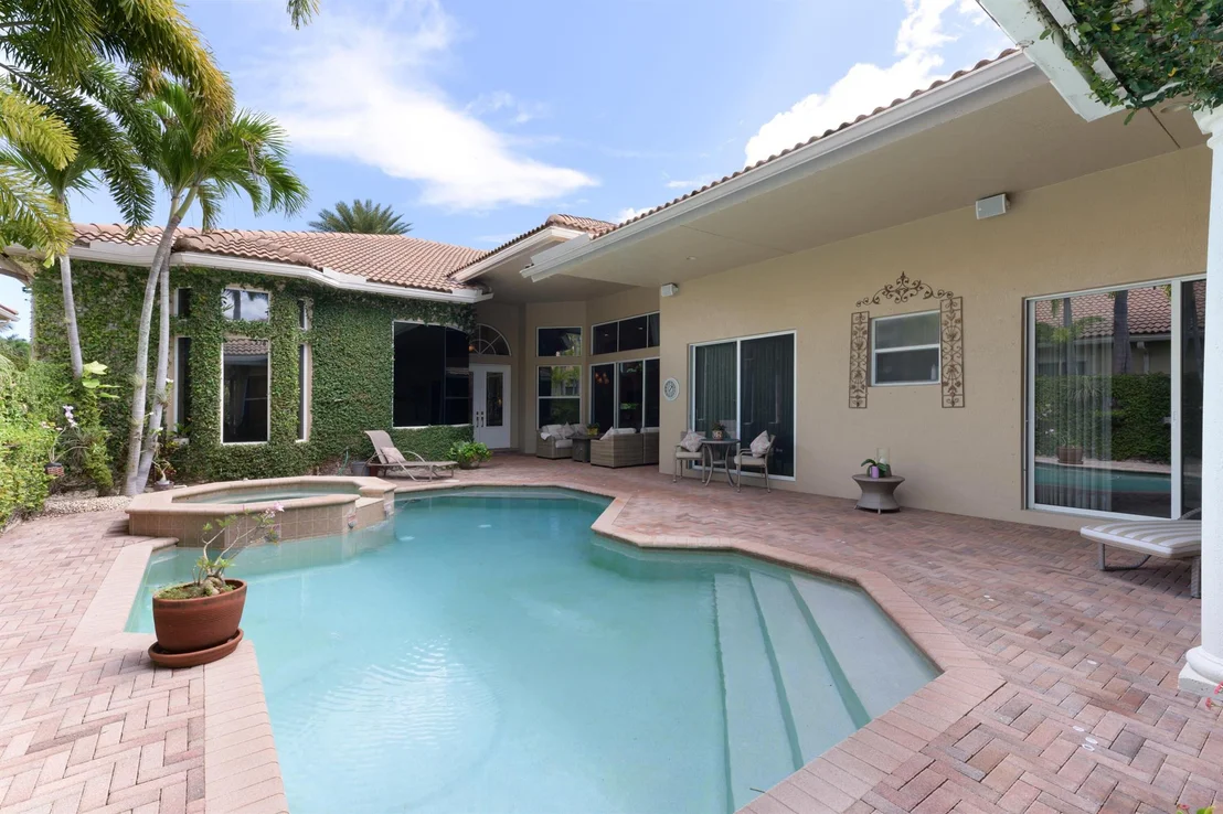 Photo of 808 Floret Drive