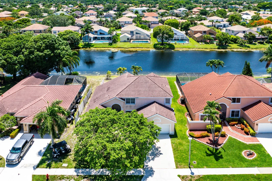 Photo of 8885 Spring Valley Drive