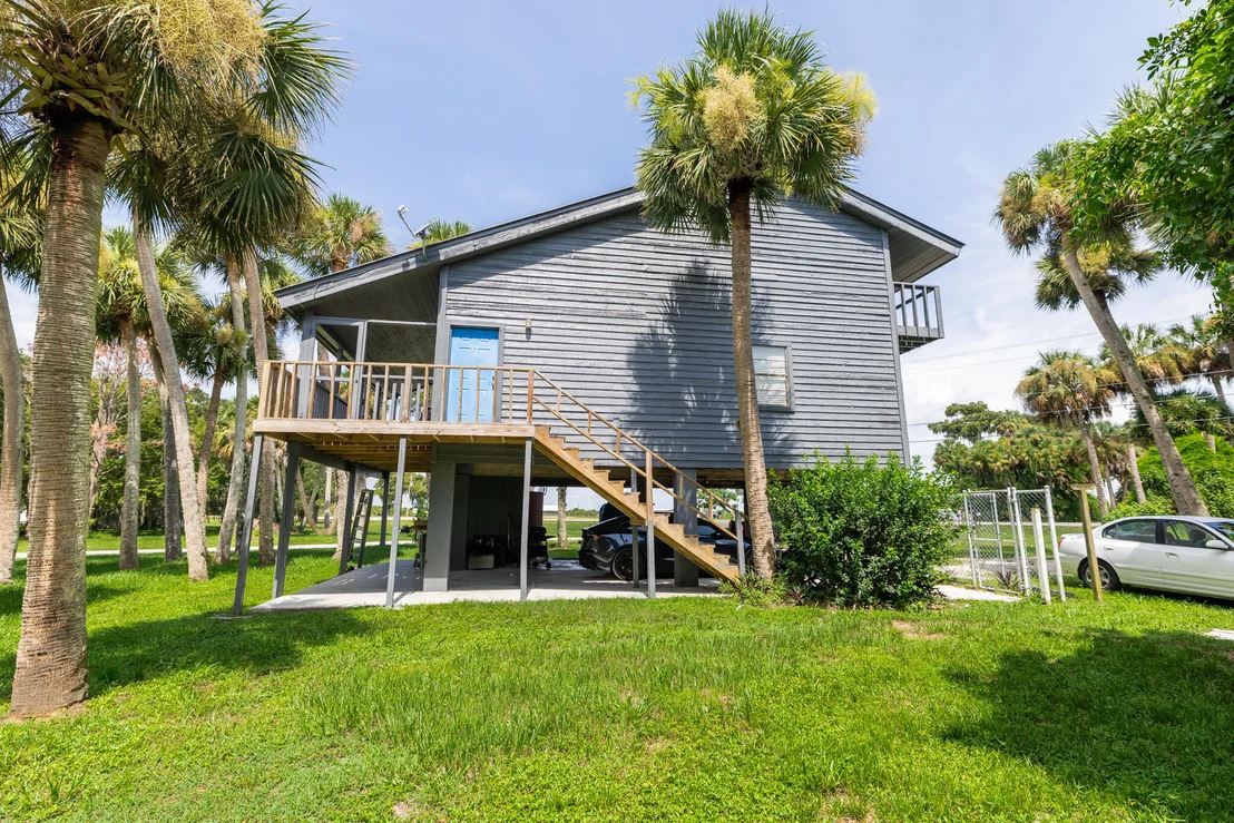 Photo of 1017 Sabal Palm Drive