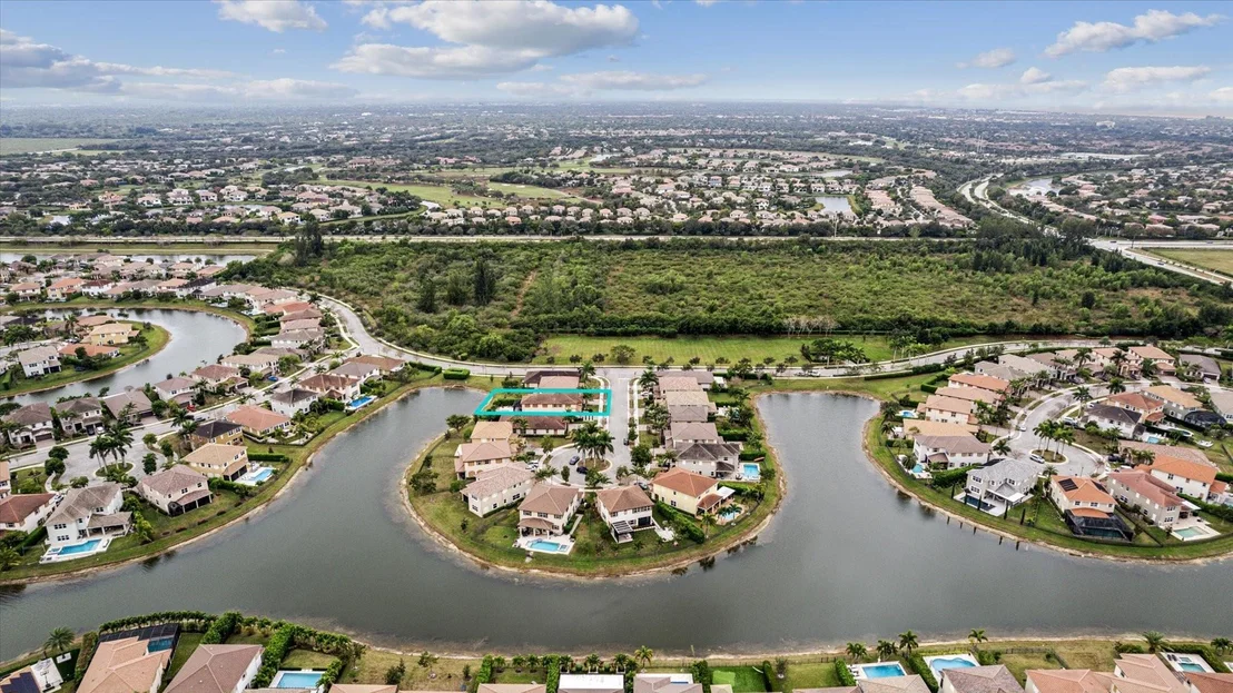 Photo of 8540 Lakeside Drive