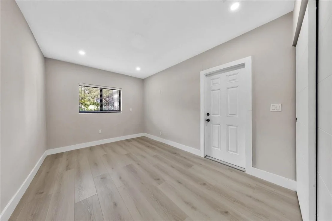 Photo of 1004 Johnson Street