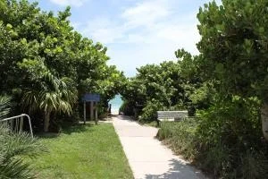 Photo of 843 OCEANSIDE Drive