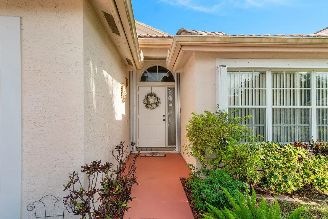 Photo of 8222 White Rock Circle