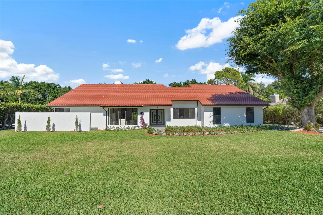 Photo of 4543 Gleneagles Drive