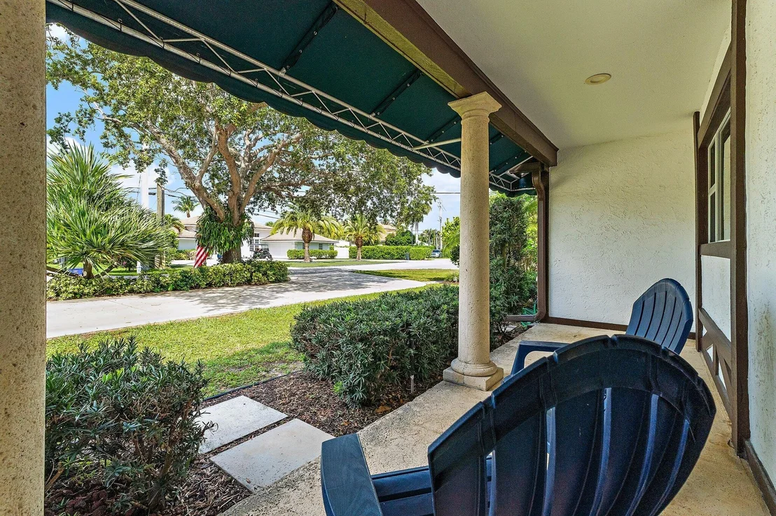 Photo of 88 River Drive