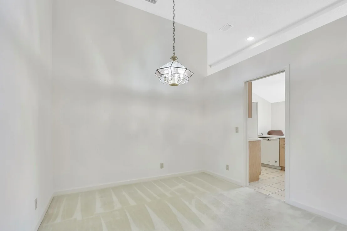 Photo of 135 Eagleton Court