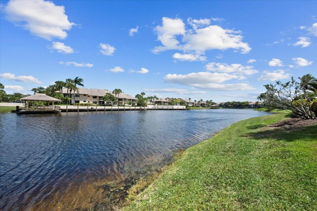 Photo of 17128 Crossgate Drive