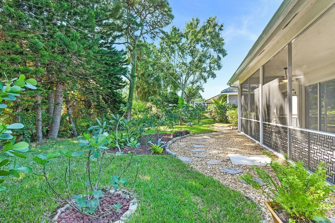Photo of 7281 SE Seagate Lane