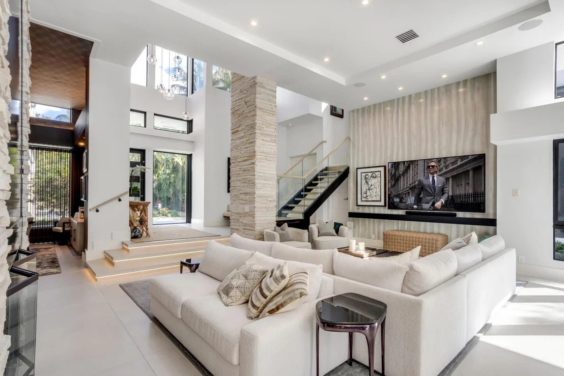 Photo of 1080 Lake Drive