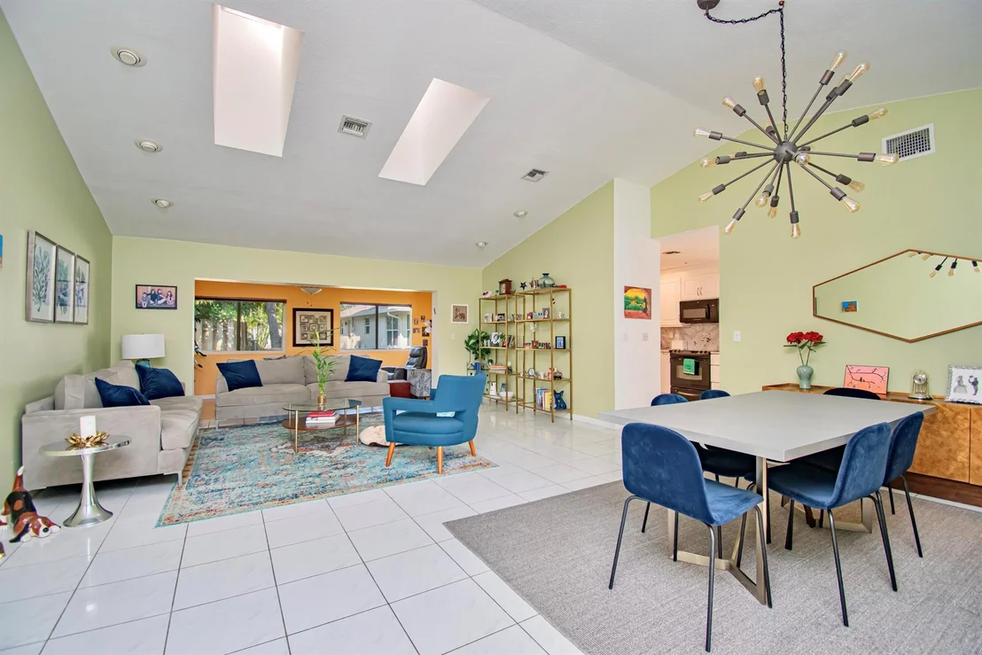 Photo of 7984 Chula Vista Crescent
