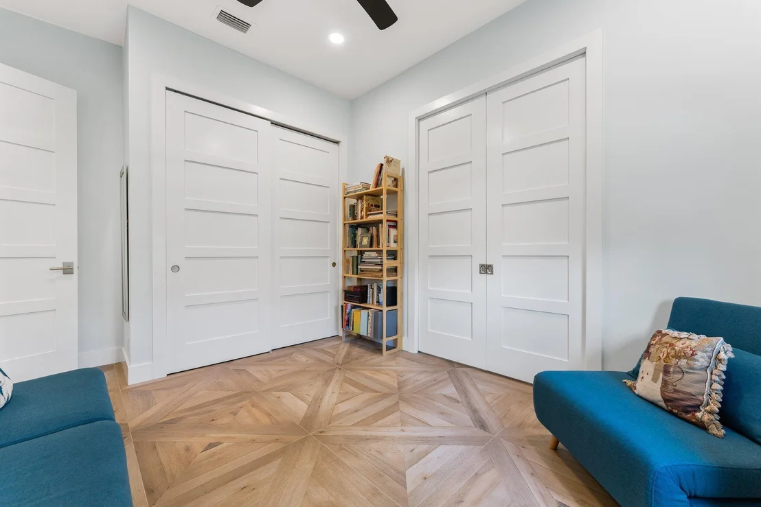 Photo of 200 SE Turtle Creek Drive