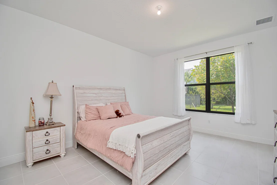 Photo of 16420 Sandy Shore Drive