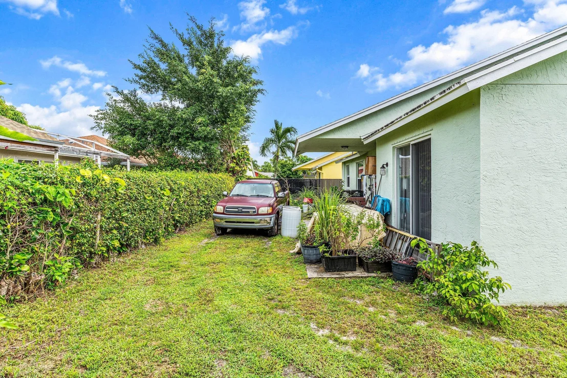 Photo of 1087 Salmon Isle