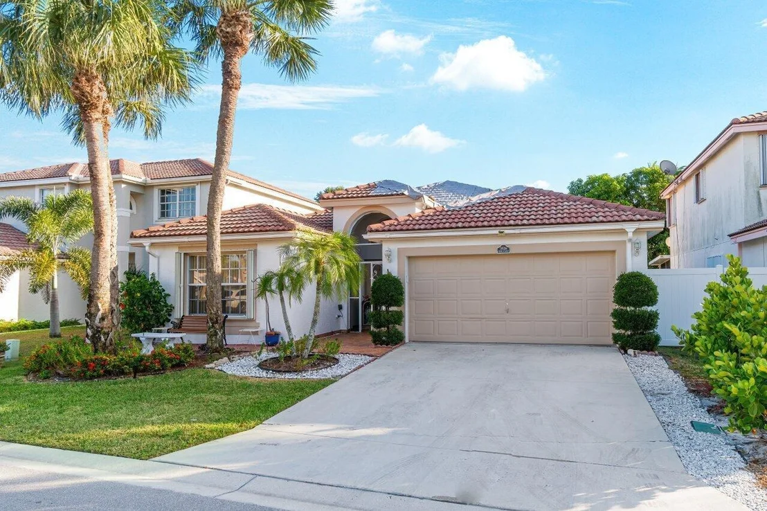 Photo of 3526 Chesapeake Circle
