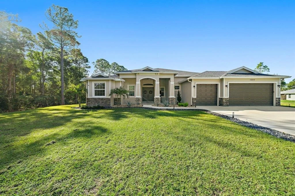 Photo of 12216 175th Road N