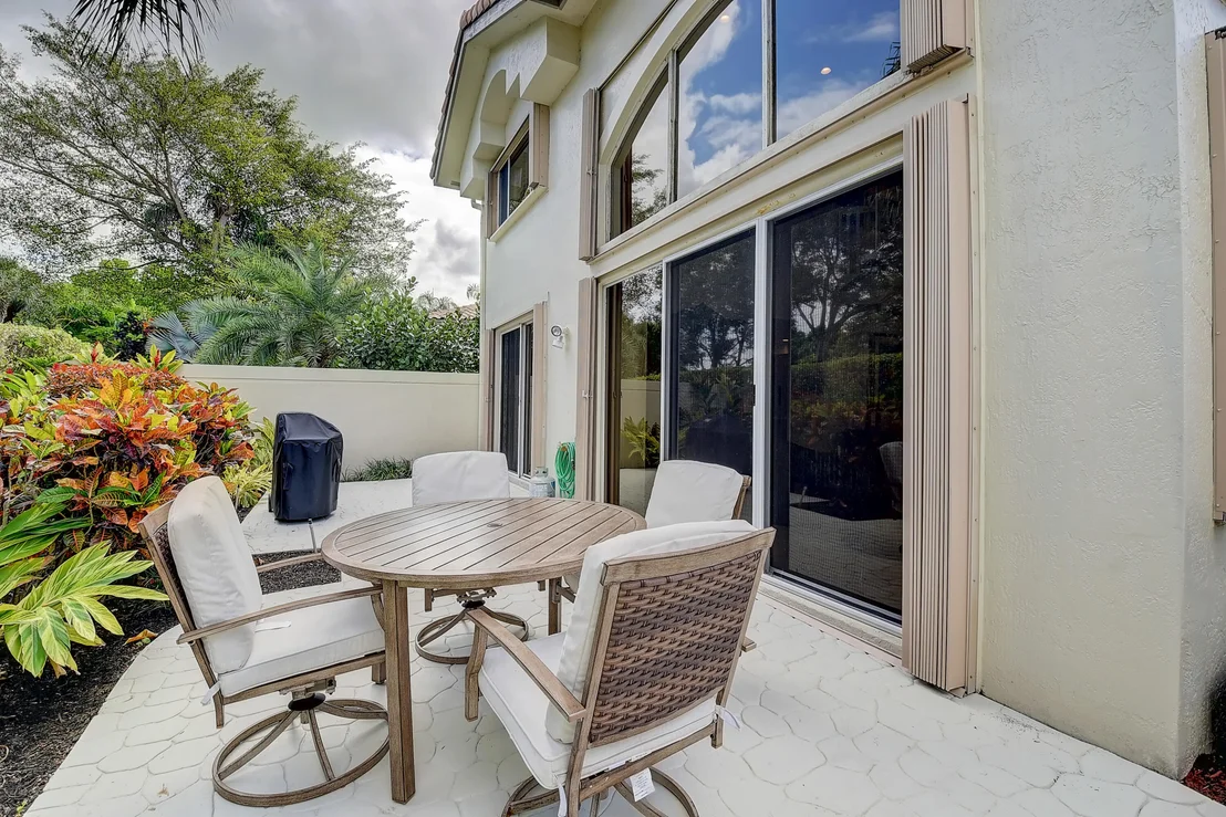 Photo of 5338 NW 26th Circle S