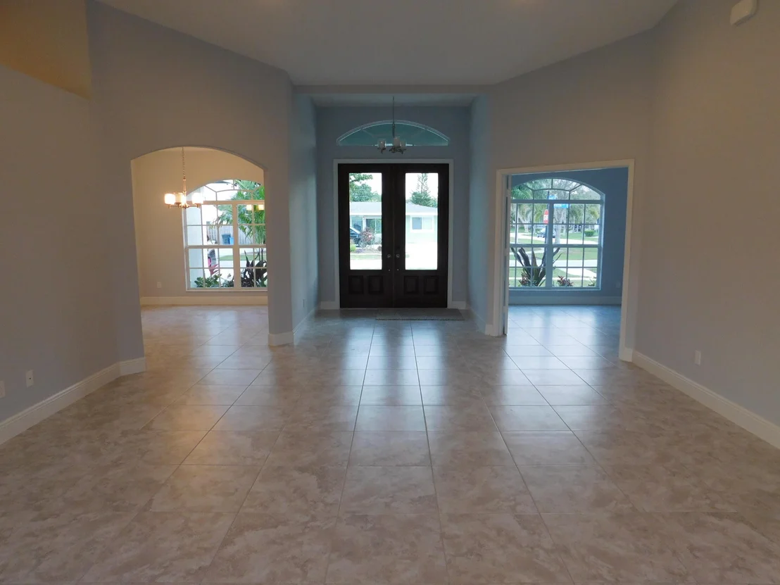 Photo of 437 Ebbtide Drive