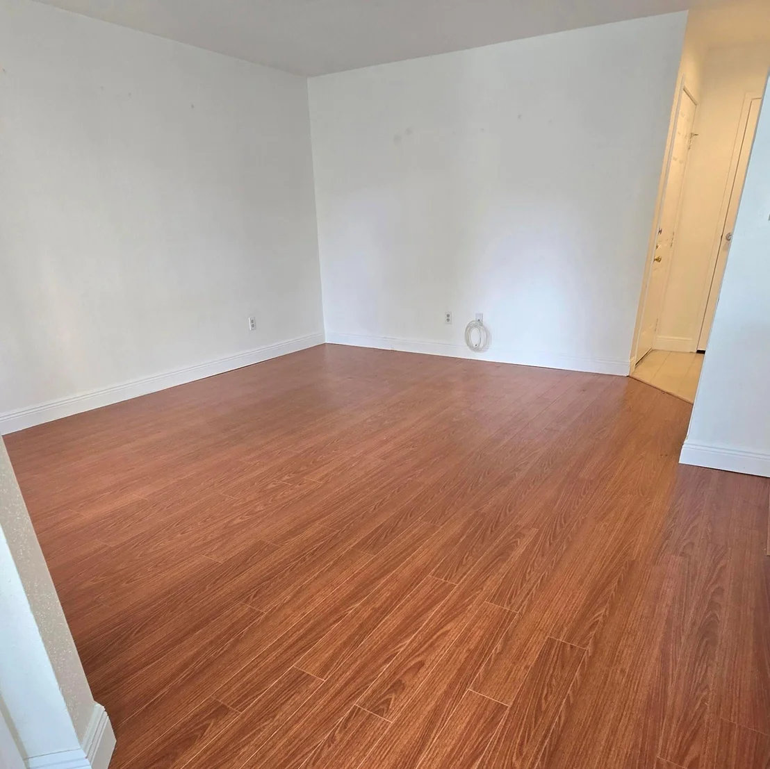 Photo of Unit 220 at 977 Riverside Drive
