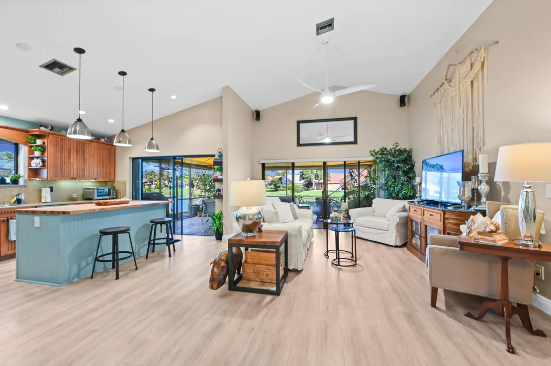 Photo of 108 EXECUTIVE Circle