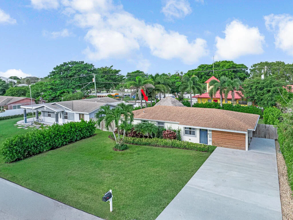 Photo of 6705 Massachusetts Drive