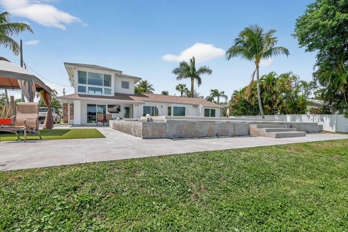 Photo of 6544 Eastview Drive