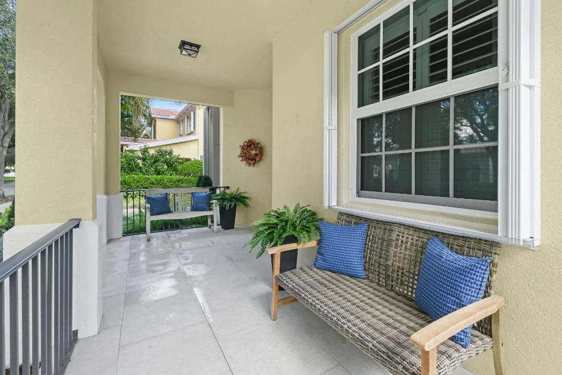 Photo of 4015 Community Drive