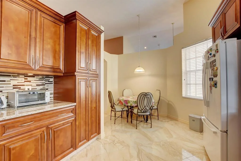 Photo of 6164 Petunia Road