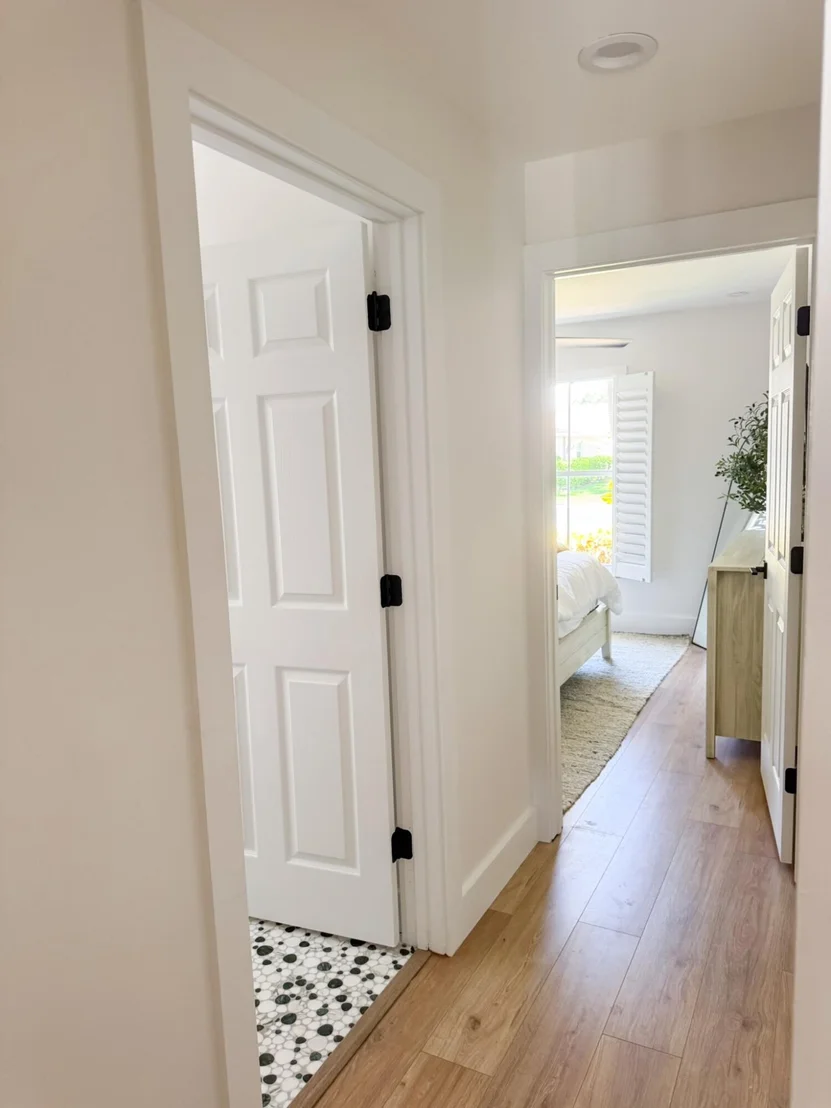 Photo of 7895 Manor Forest Boulevard
