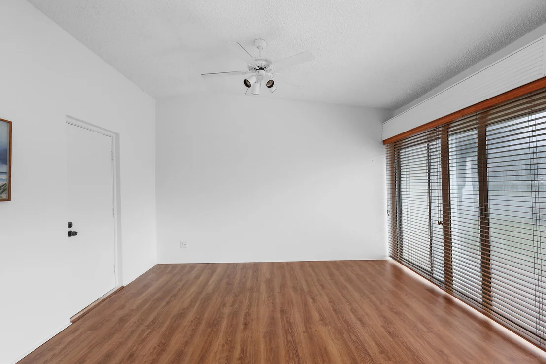 Photo of 16004 Laurel Oak Circle