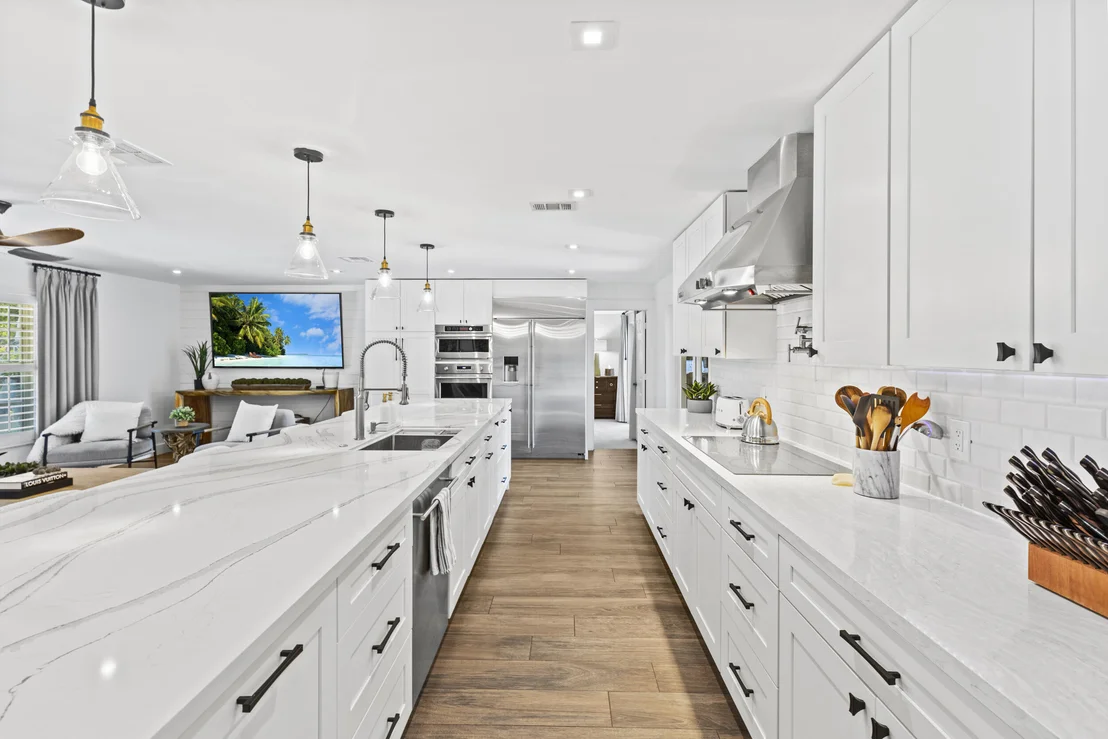 Photo of 3544 Lakeview Drive