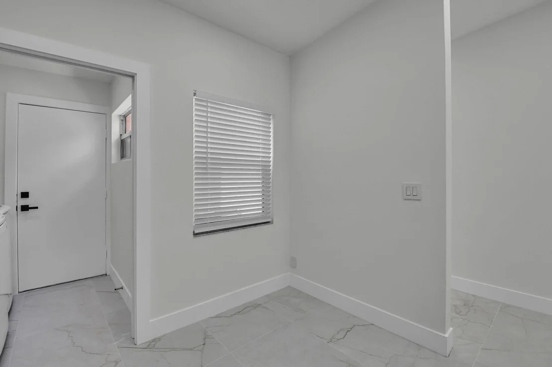Photo of 8269 Springtree Road