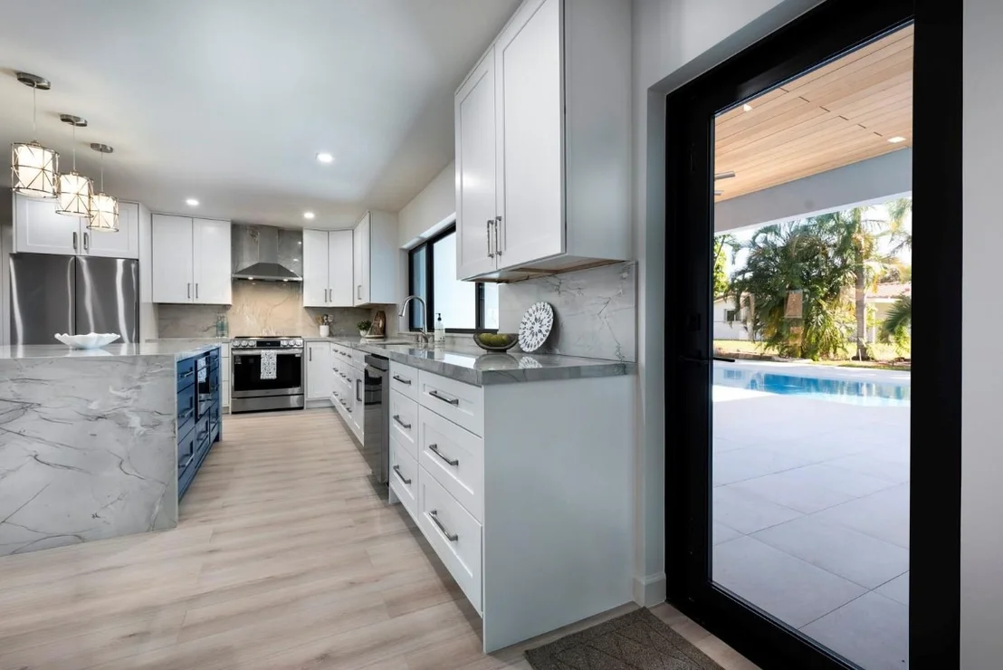 Photo of 2440 NE 46th Street