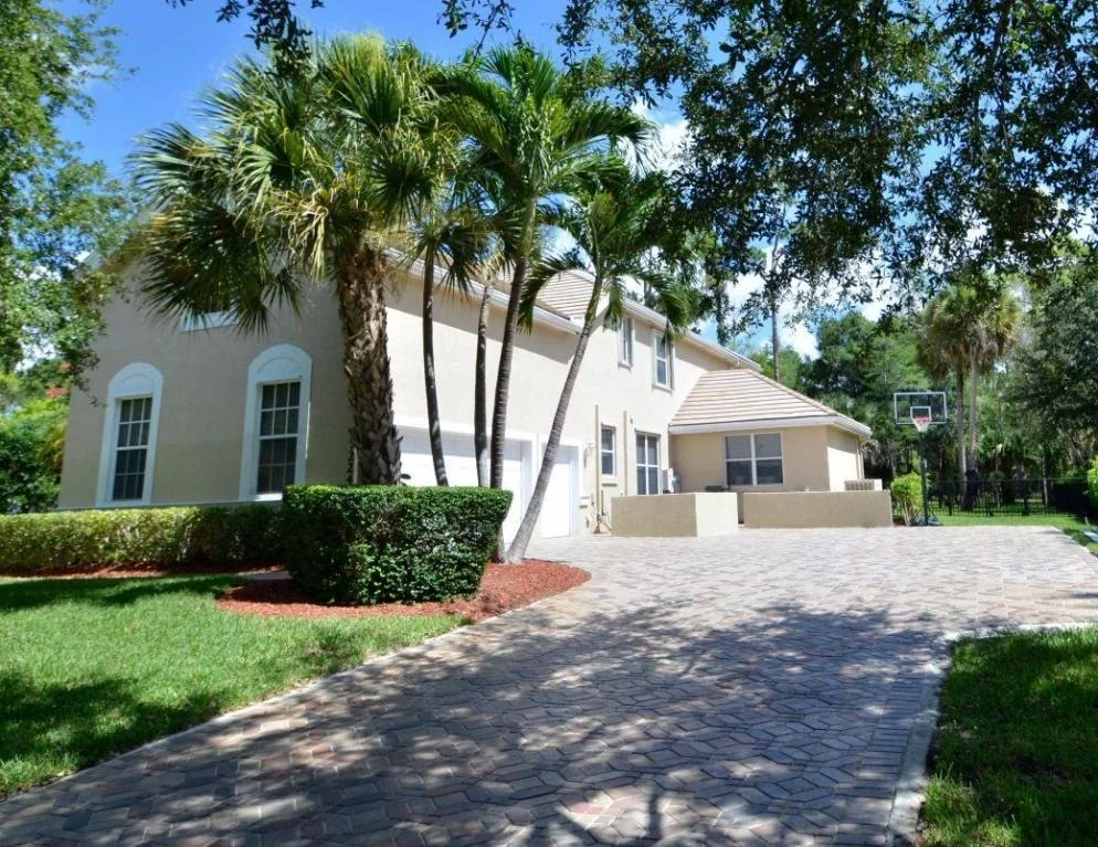 Photo of 17224 Gulf Pine Circle
