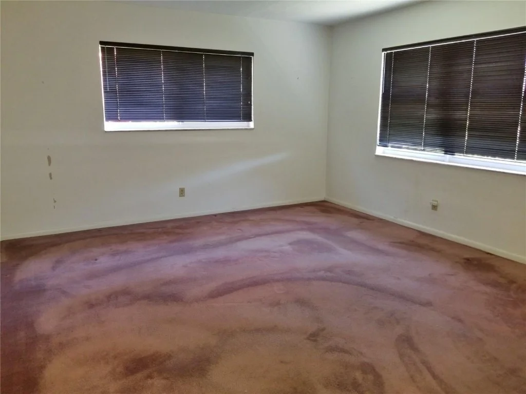 Photo of 817 NW 9th Avenue