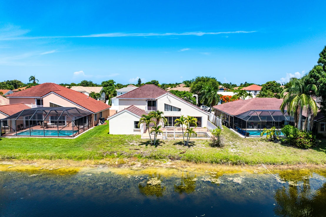 Photo of 8885 Spring Valley Drive